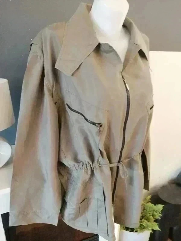 Khaki windbreaker Animal collection – photo 2
